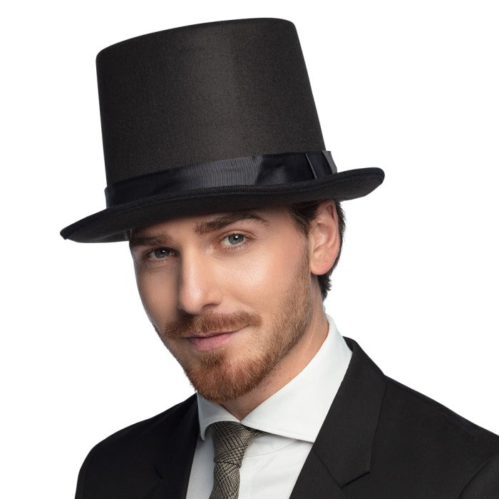 Byron hat of different colors
