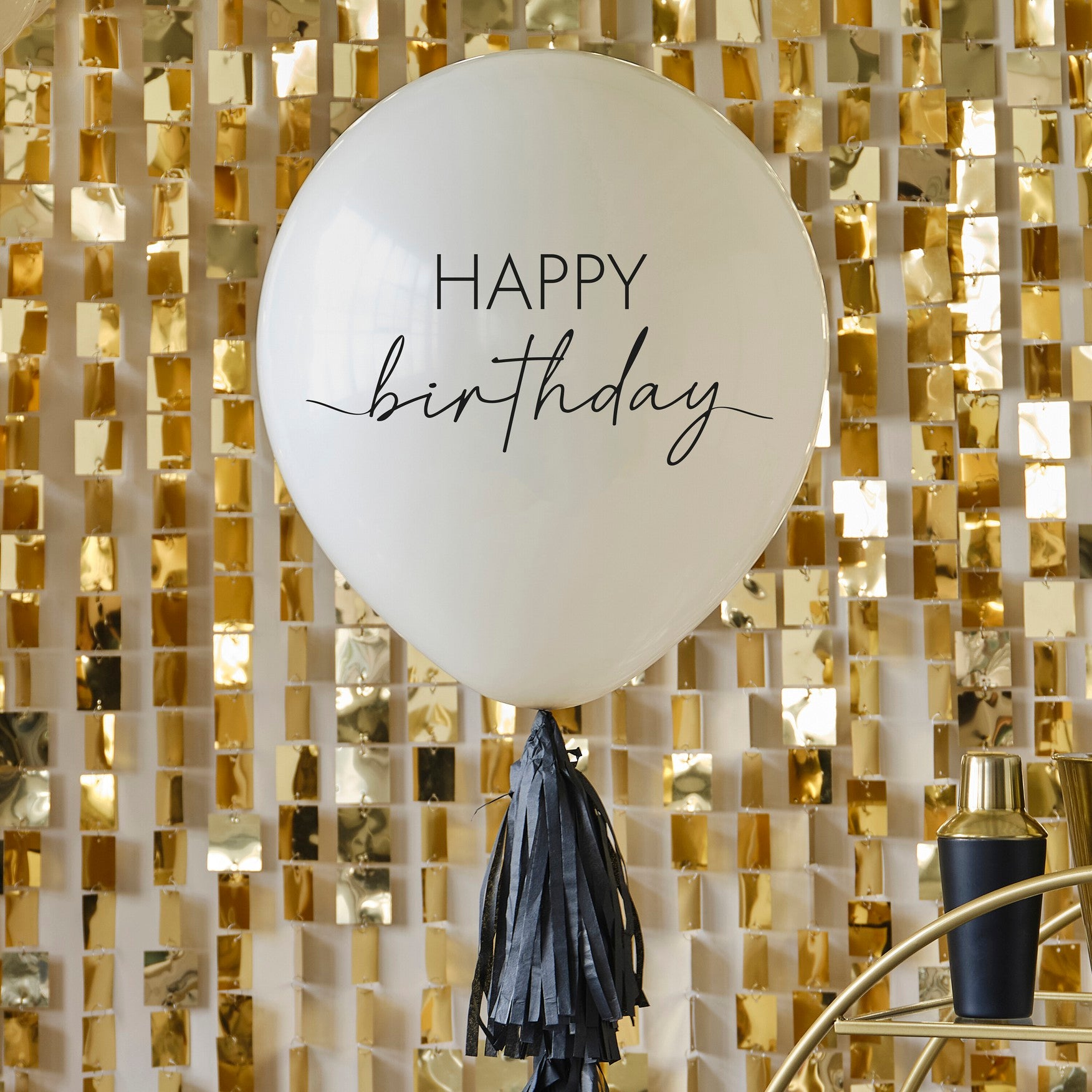ლატექსის ბუშტი Happy Birthday შავი ფერის ფოჩებით