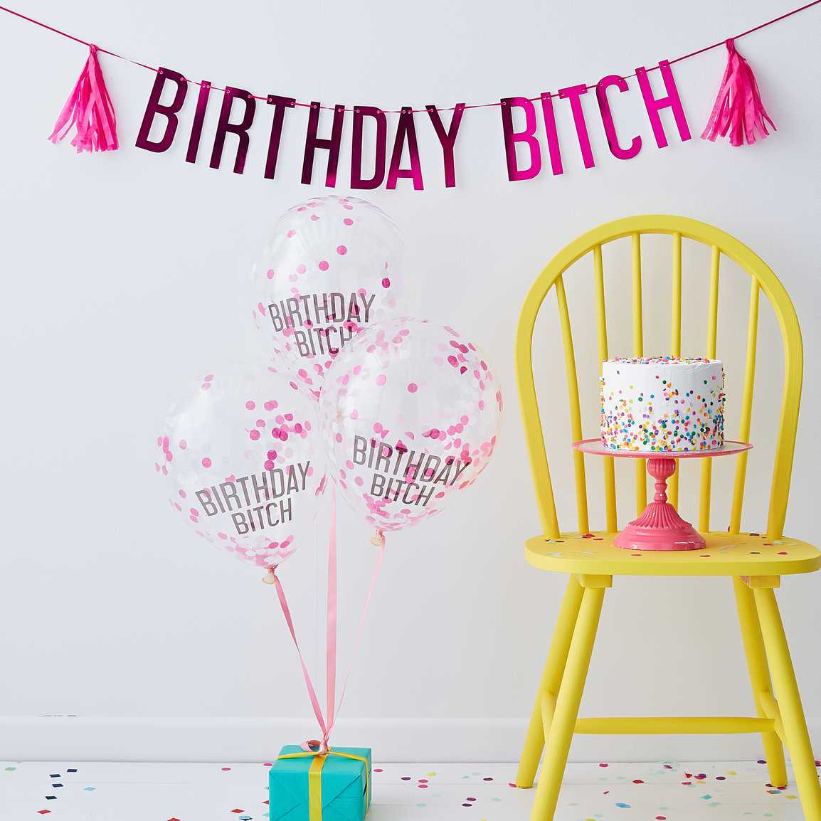 Birthday Bitch set (5 pcs latex balloon + banner)