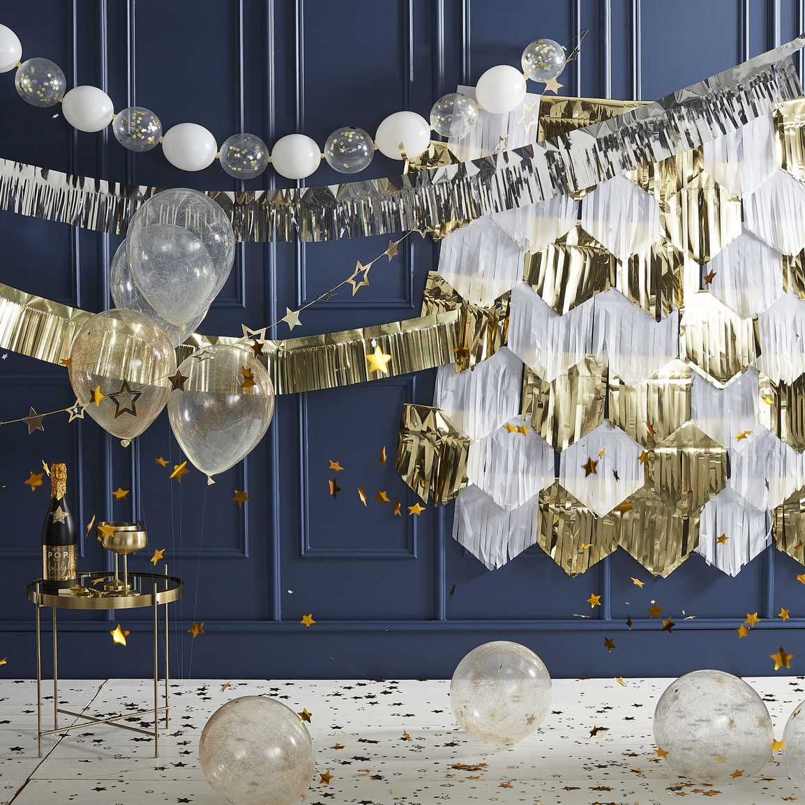 Curtain for the wall golden-white 7 x 2m