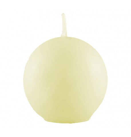 Round shaped candle of 7.5 cm in different colors