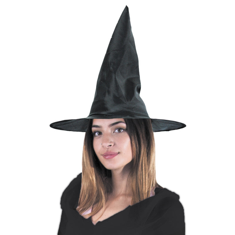 Black witch's hat for an adult