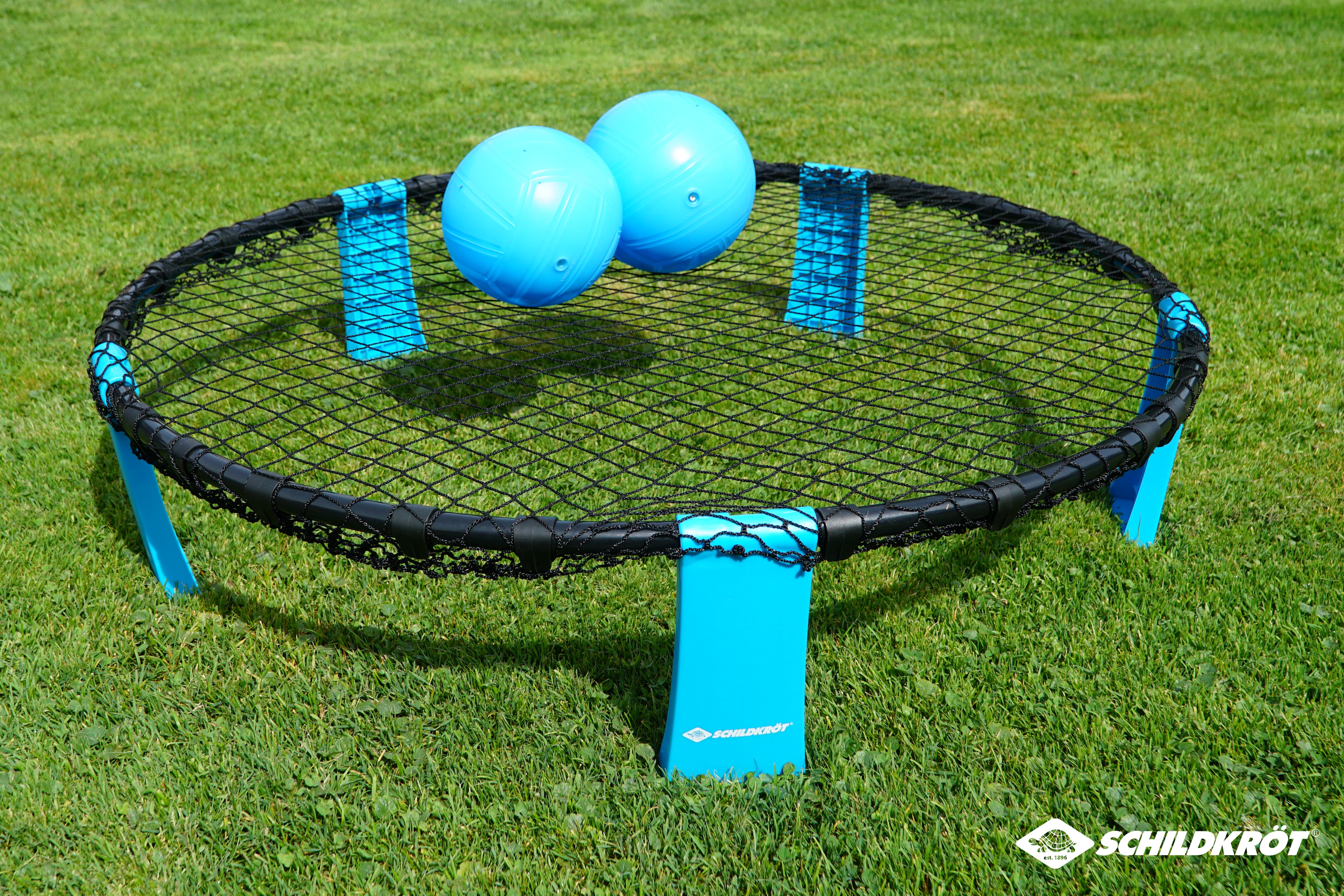 Game set ROUNDNET (net diameter 90 cm, height 20 cm. 3 balls, 1 ball pump, bag)