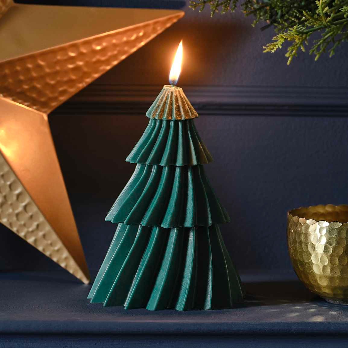Decorative candle Christmas tree