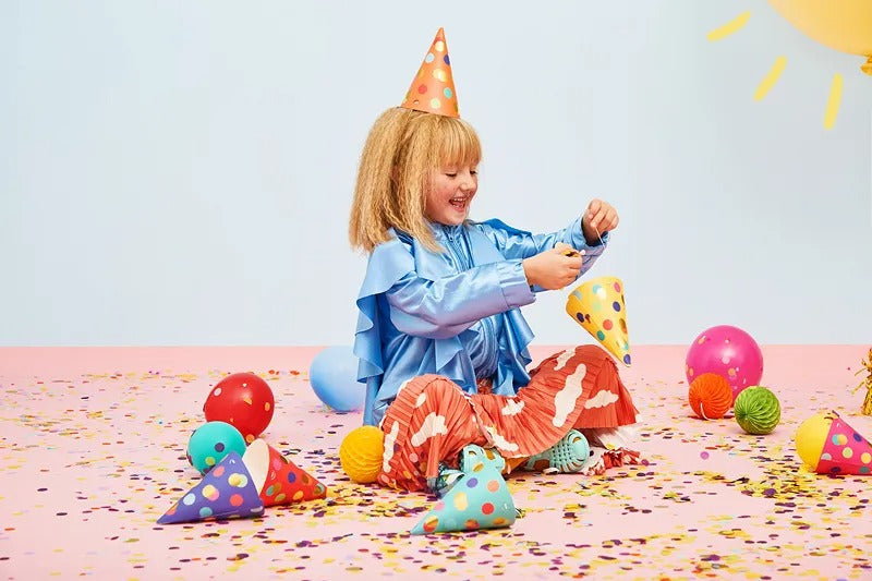 Day hats rainbow 8 pcs