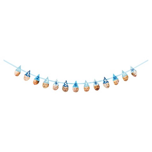 Photo Garland with blue caps