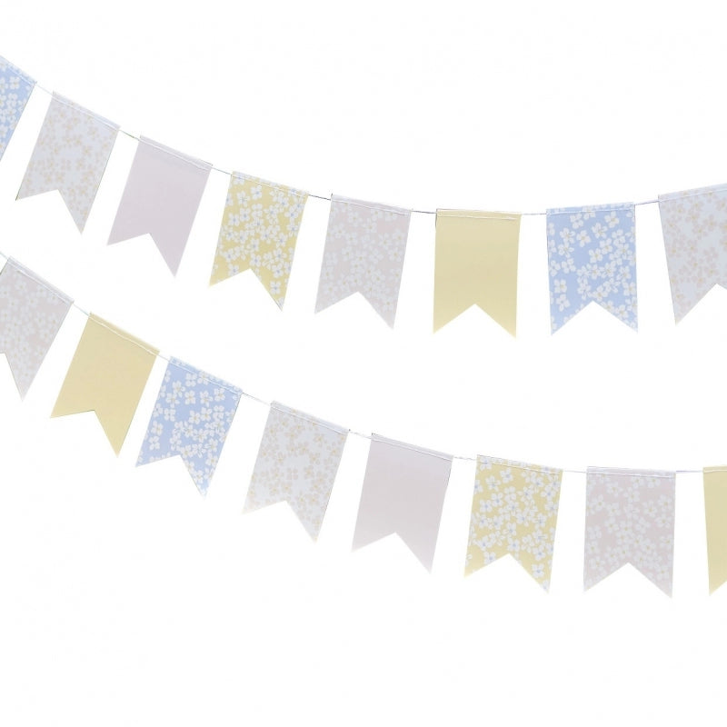Garland with flowers in pastel color 5 m