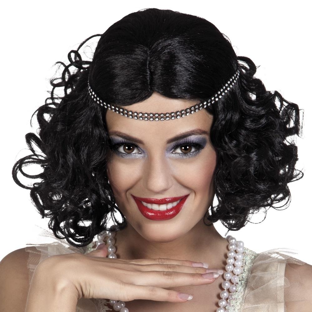 Wig with hair clip black